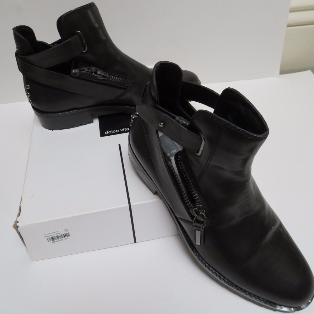 Dolve Vita Black Womens Leather Boots 9.5 NIB